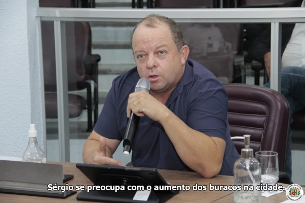 Ruas e estradas requerem manutenção para mudar realidade do município