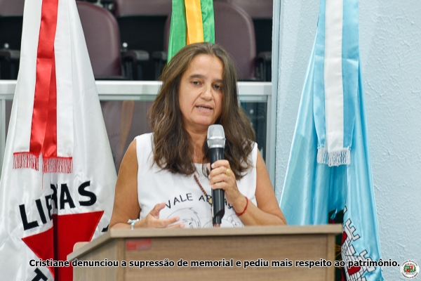 Tribuna livre: revitalização de praças gera inquérito no Ministério Público