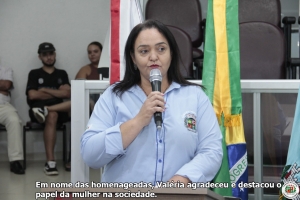 Funcionárias e prestadoras de serviço da Câmara recebem moção de aplauso