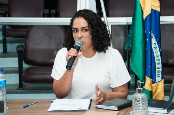 Vereadora pede restauração de aparelho de mamografia