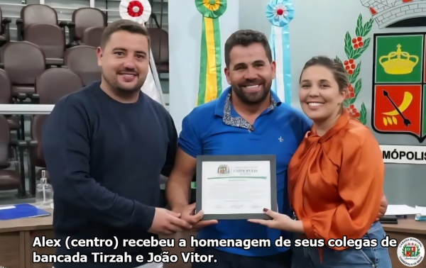 Câmara aprova e entrega voto de aplauso ao vereador Alex