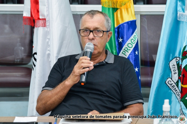 Máquina seletora de tomates está há três anos parada em associação