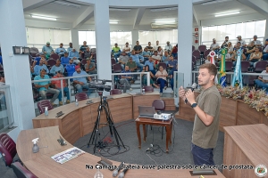 Campanha Novembro Azul é encerrada com palestra na Câmara