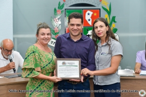 Câmara entrega moção de aplauso à ASCINCAR/CDL