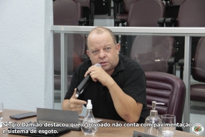 Reunião com o prefeito discute soluções para o Córrego do Paiol