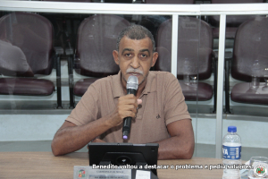 Após dois requerimentos em 2025, lotes sujos continuam incomodando moradores