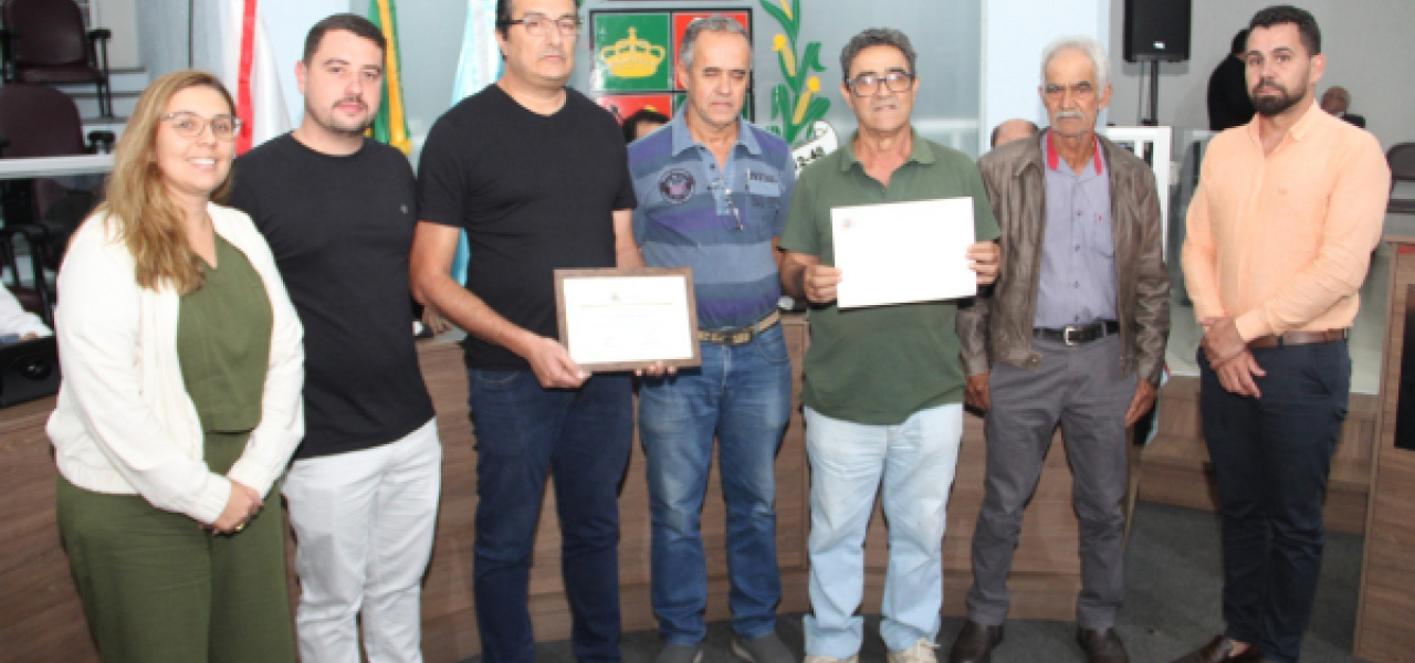 Câmara entrega moção de aplauso à APHOCAM
